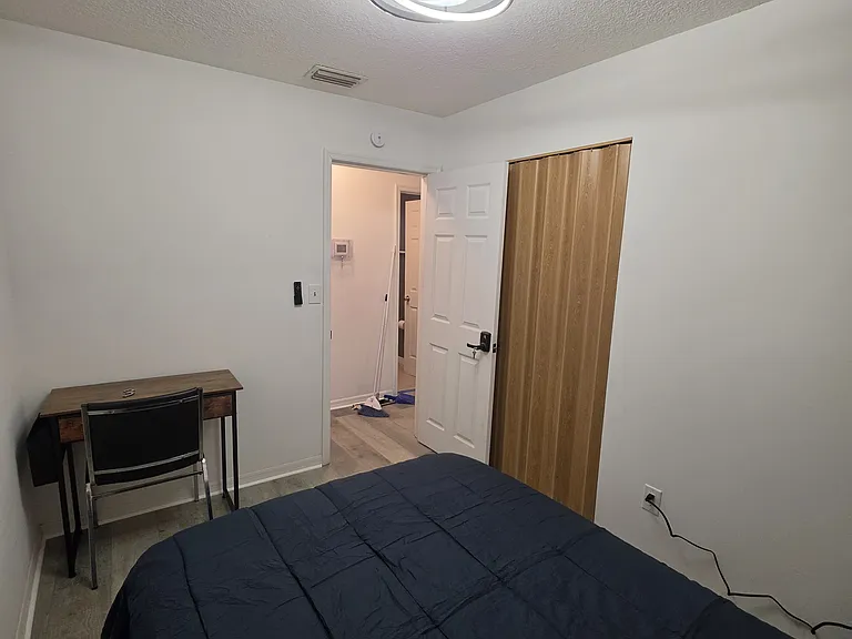 9504 Flechette Ave #3 — Photo 12