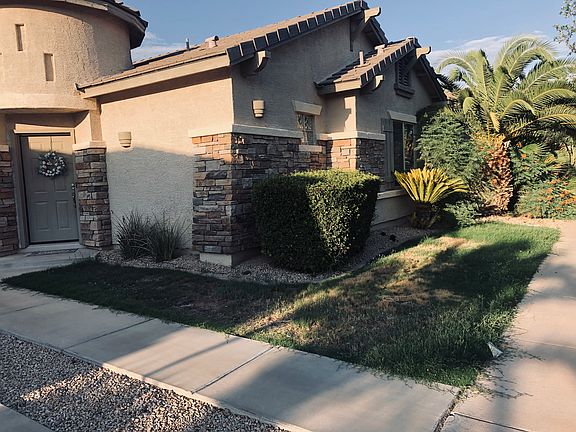 2nd image of 896 E Cherry Hills Dr