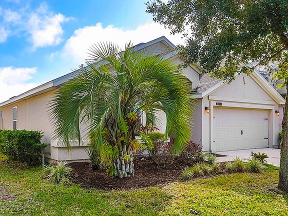 3rd image of 3203 Hidden Meadows Ct