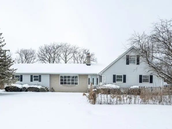 1526 S Bartlett Rd, Saint Clair, MI 48079