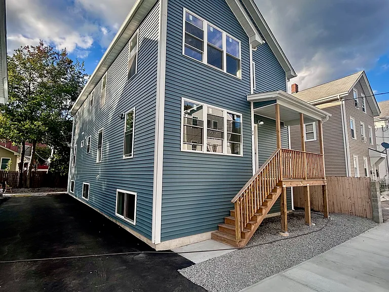 24 Vandewater St #2 — Photo 1