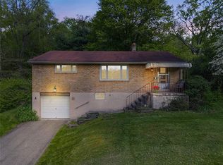 19 Christine Dr, Cheswick, PA