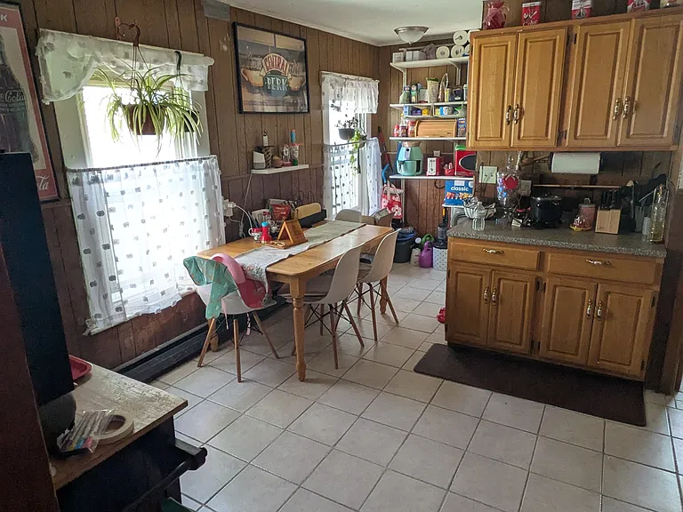 36 Otis St #3 — Photo 4