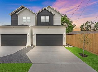 6626 Highrock Rd, Houston, TX 77092