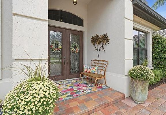 2nd image of 9939 Corso Bello DR