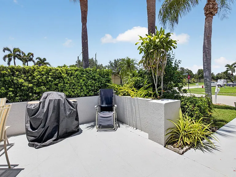 8108 Summer Shores Dr — Photo 5