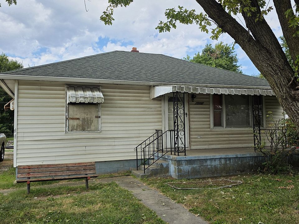 1st image of 2530 S Holt Rd
