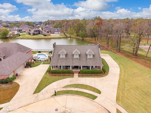 2481 Churchill Dr, Bossier City, LA 71111