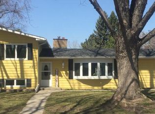 412 12th St NW, Jamestown, ND 58401