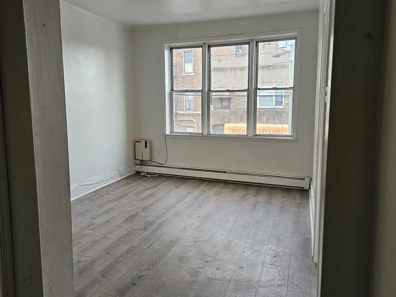 1 bed, 700 sqft, $1,990 — Photo 4