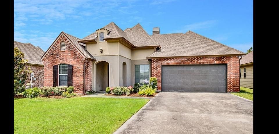 1st image of 112 Rivergrass Dr