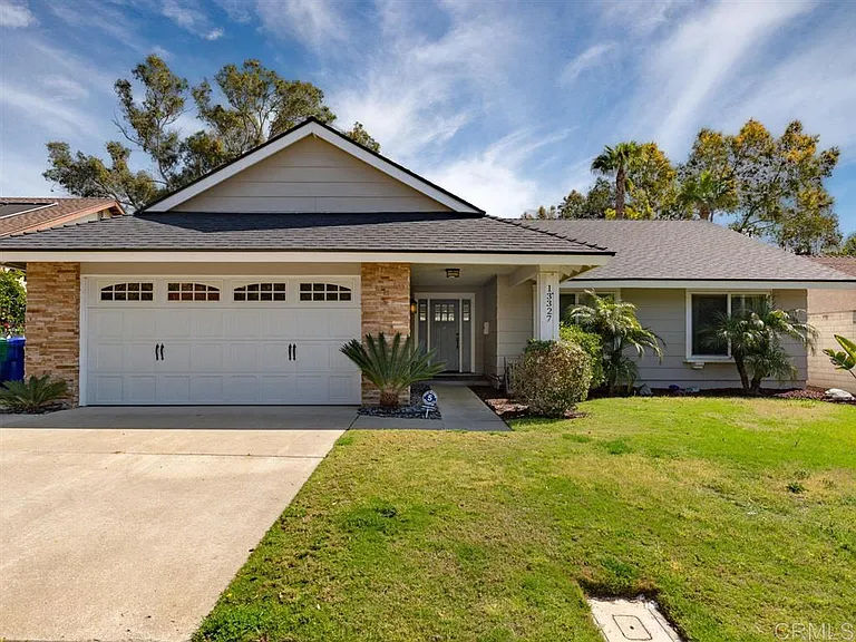 13327 Portofino Dr — Photo 19