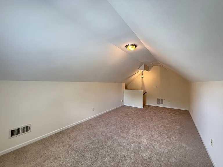 1040 Treble Ct — Photo 20