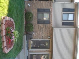 105 Forest Dr, Seven Fields, PA