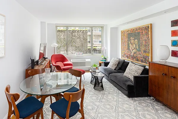 Rented by Compass | media 2