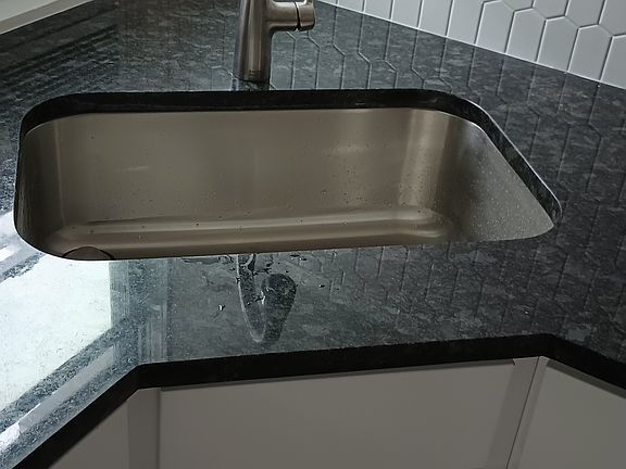 4th image of 49 America St #3