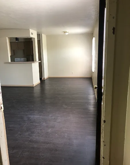 2219 E Travis St #108 — Photo 5