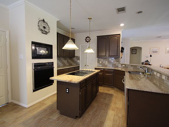 2nd image of 6301 Trailwood Dr