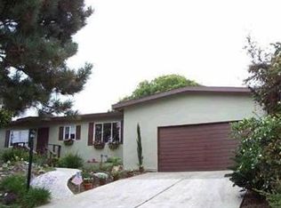 753 Ocean Crest Rd, Cardiff, CA 92007