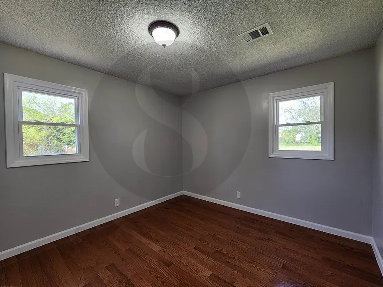 2602 Lake Harbin Rd — Photo 23