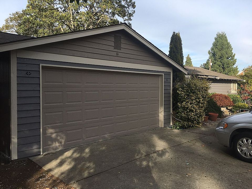 1st image of 6615 100th St SW