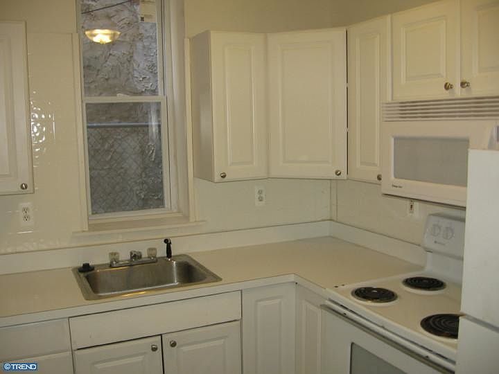 2nd image of 1852 N Willington St #3