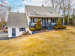 48 Cathedral Oaks Dr, Biddeford, ME 04005