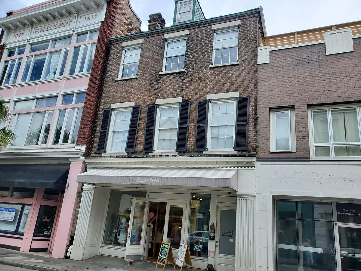 Building Photo - 348 King St #H