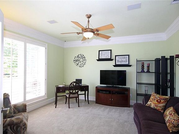 5th image of 3617 Briarcliff Dr