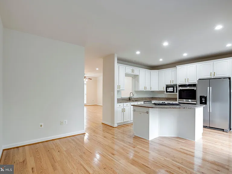 13557 Lavender Mist Ln — Photo 27
