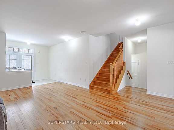 4th image of 152 Markview Rd