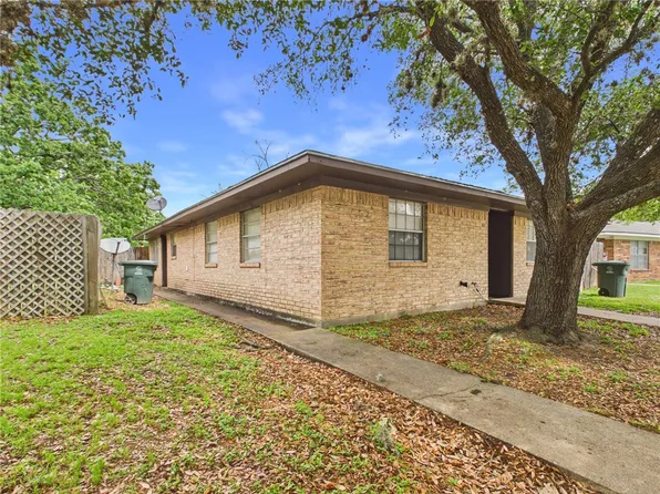 2208 Young Pl #B, Bryan, TX 77807