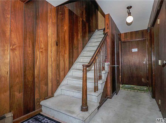 4th image of 398 Hilda St
