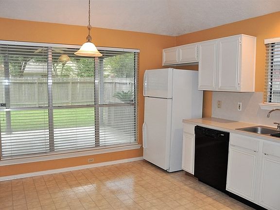 4th image of 4922 Northfork Dr