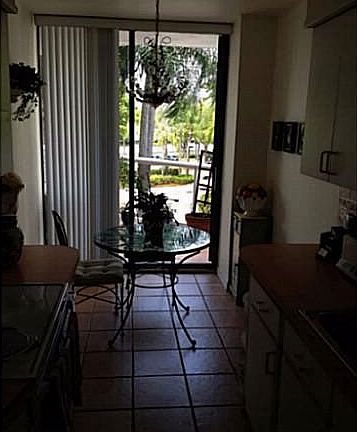 5th image of 3610 Yacht Club Dr APT 201