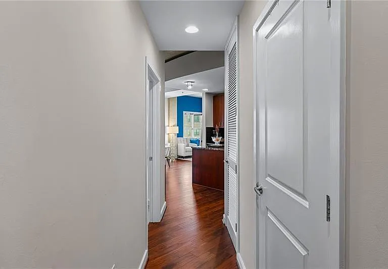 250 Pharr Rd #310 — Photo 2