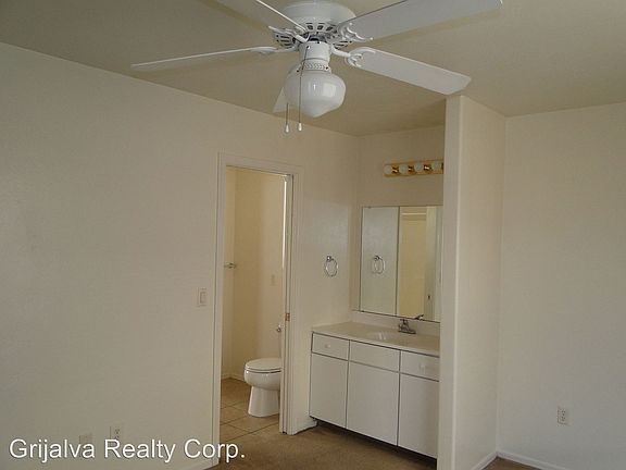 4th image of 918 E Elm St #2