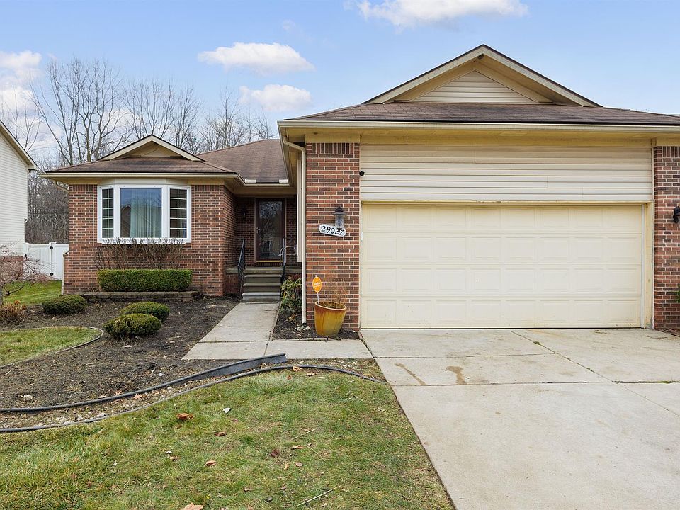 1st image of 29027 Currier Ave