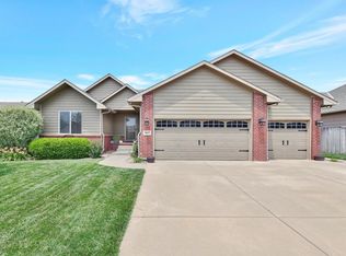 3037 N Rough Creek Rd, Derby, KS 67037