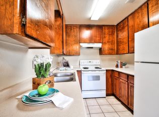 2925 Sunset Way APT 20, Tracy, CA 95376