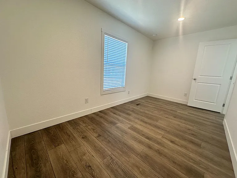 2060 N Ctr #381 — Photo 39