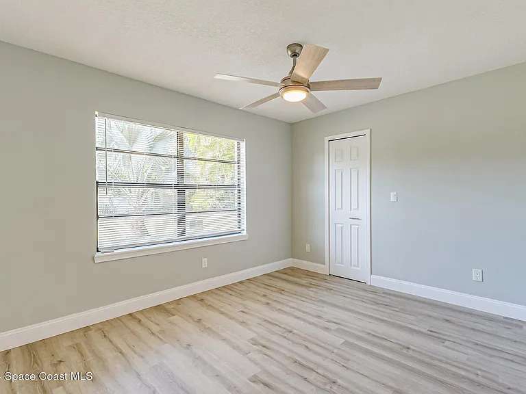 861 Furth Rd NW — Photo 15