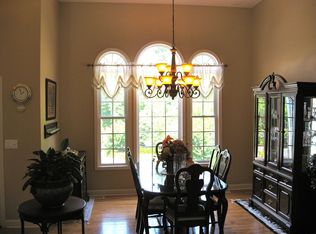 104 Stillwater Ln, Hendersonville, NC 28791
