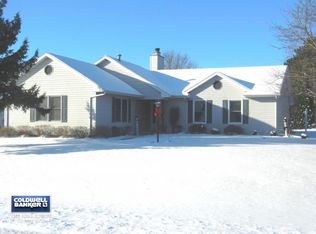 8311 Pheasant Run Trl, Larsen, WI 54947
