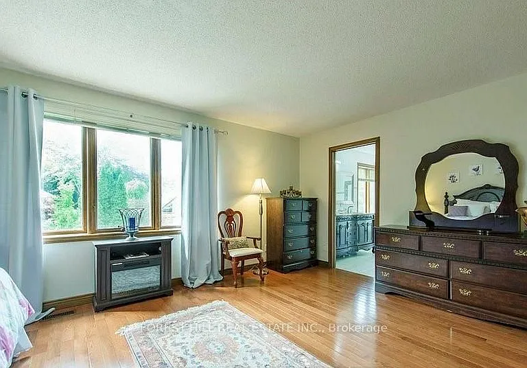 297 Grangeover Ave — Photo 19