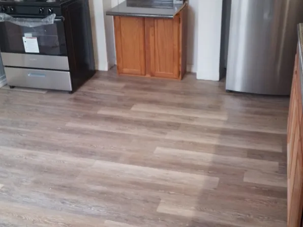 53 Saratoga Ave APT 3, Waterford, NY 12188