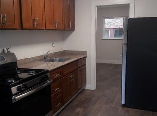 3901 Ruby St, Oakland, CA 94609