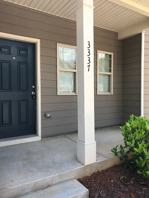 Gorgeous Townhome In Kennesaw! — Photo 3