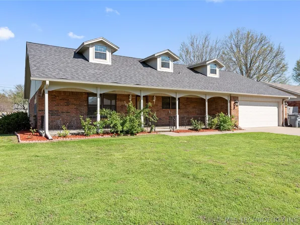 309 Roosevelt Ave, Wagoner, OK 74467