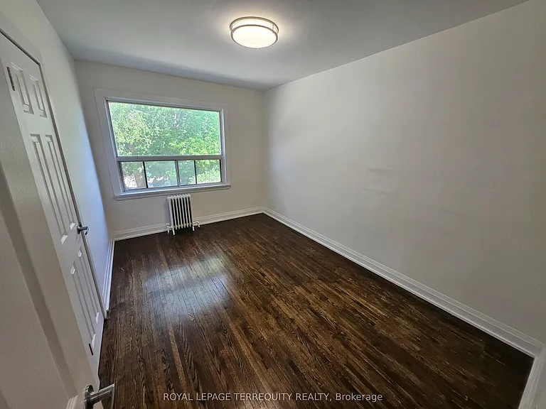 450 Arlington Ave #4 — Photo 8